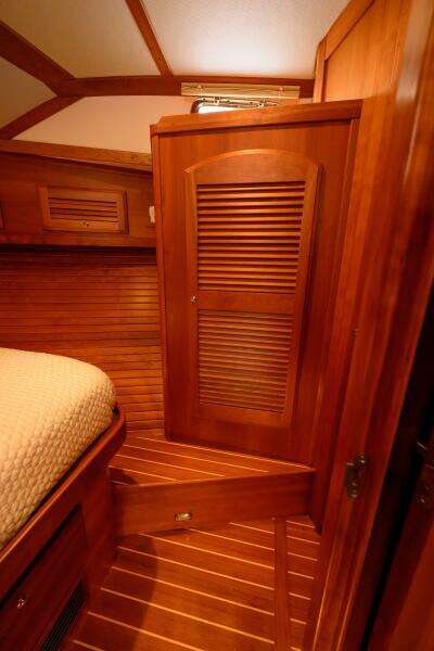 More Mojo 42ft Sabre Yacht For Sale