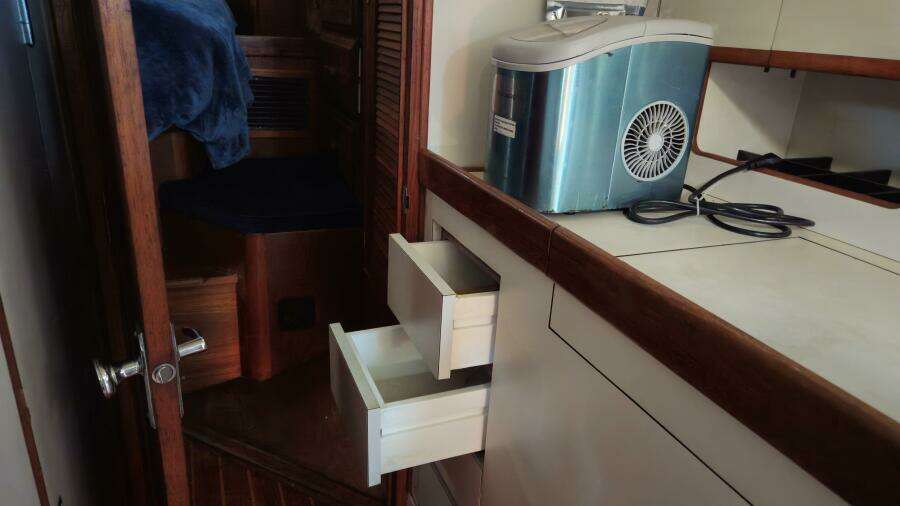 42ft Endeavour Yacht For Sale