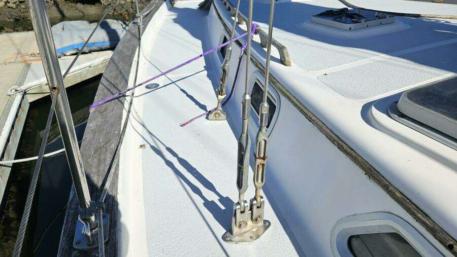 42ft Endeavour Yacht For Sale