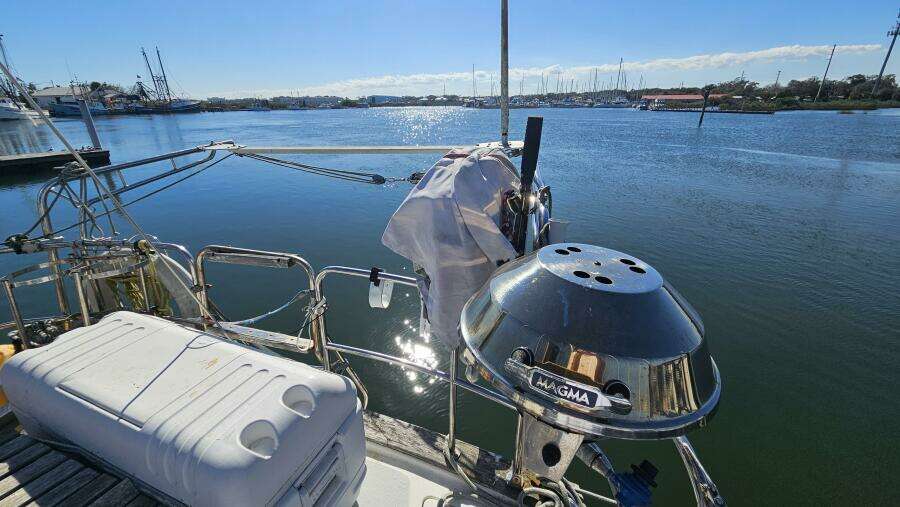 42ft Endeavour Yacht For Sale