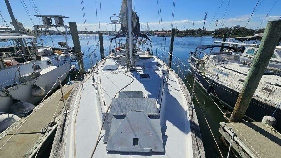 42ft Endeavour Yacht For Sale