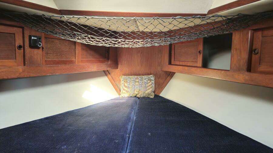 42ft Endeavour Yacht For Sale