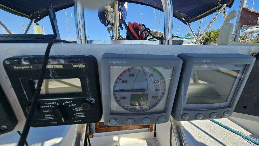 42ft Endeavour Yacht For Sale