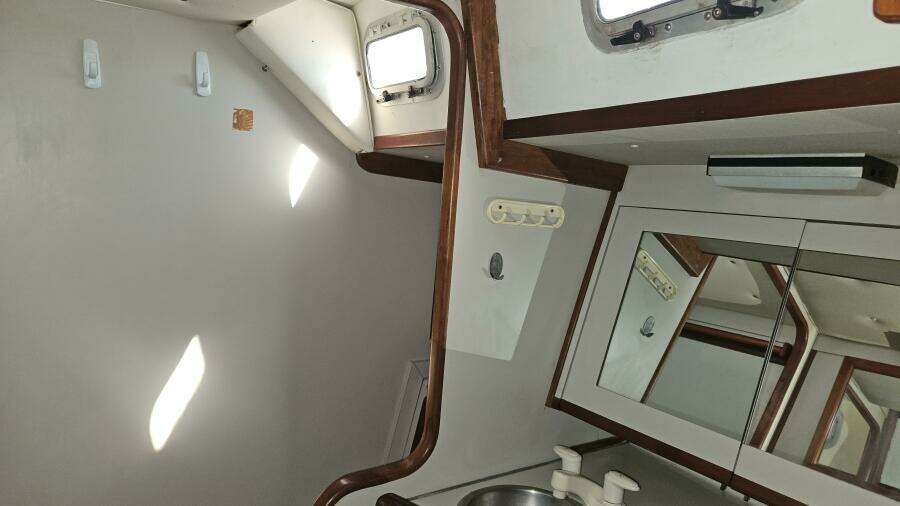 42ft Endeavour Yacht For Sale