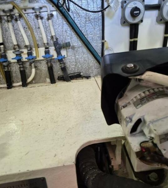 56' 2003 Navigator Californian Veneti