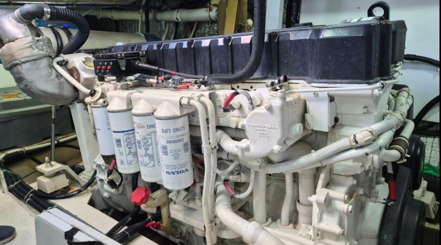 56' 2003 Navigator Californian Veneti