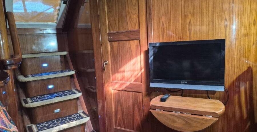 56' 2003 Navigator Californian Veneti