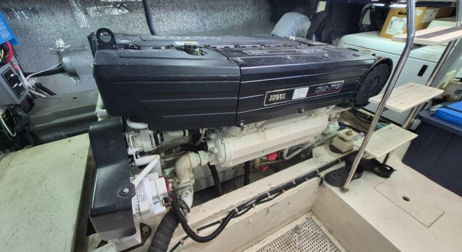 56' 2003 Navigator Californian Veneti