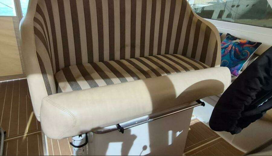 2003 Navigator Californian Veneti