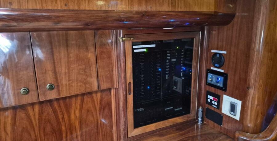 56' 2003 Navigator Californian Veneti