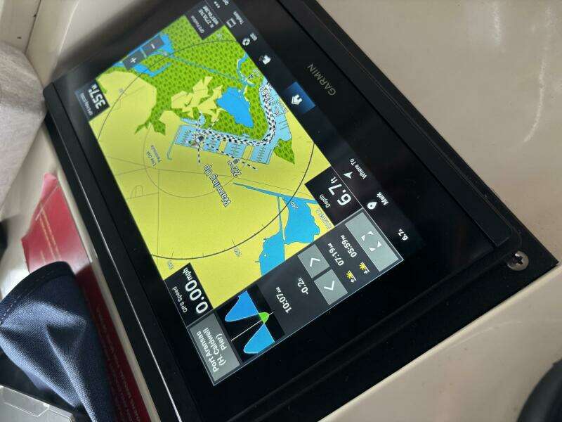 Veritas 30ft Mainship Yacht For Sale