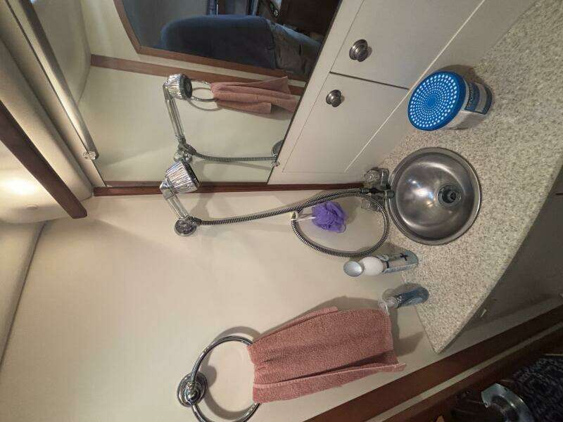 Veritas 30ft Mainship Yacht For Sale