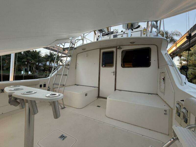 33ft Bertram Yacht For Sale