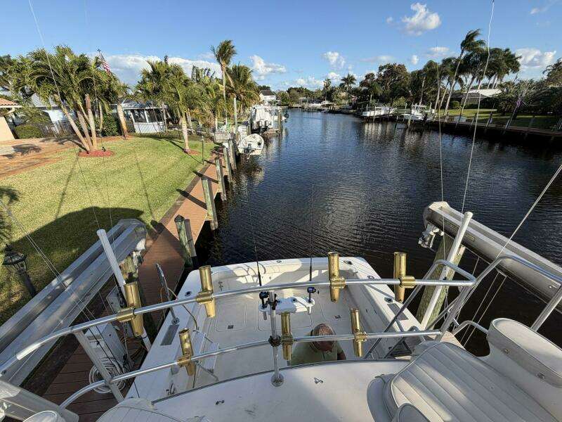 33ft Bertram Yacht For Sale