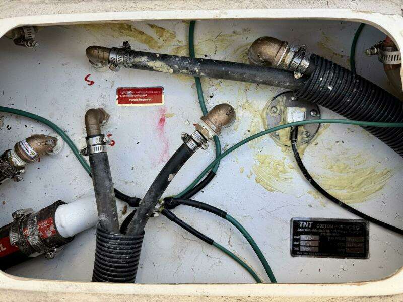 33ft Bertram Yacht For Sale