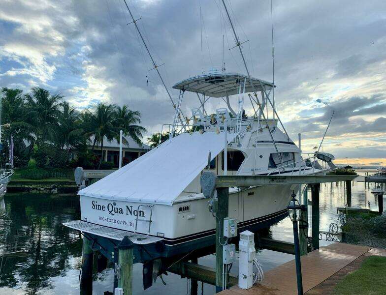 33ft Bertram Yacht For Sale