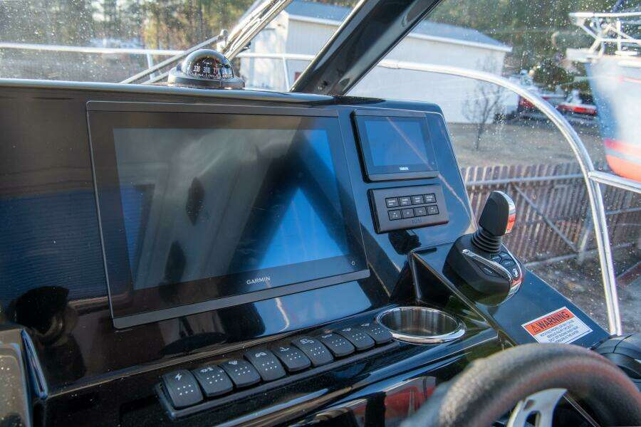 30ft Jeanneau Yacht For Sale