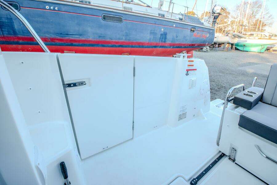 30ft Jeanneau Yacht For Sale