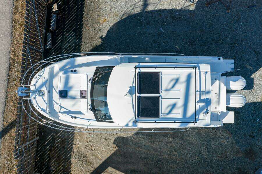 30ft Jeanneau Yacht For Sale