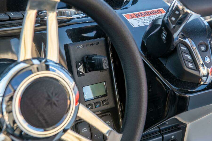 30ft Jeanneau Yacht For Sale