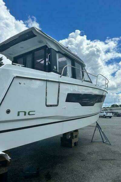 30ft Jeanneau Yacht For Sale