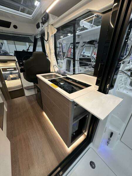 30ft Jeanneau Yacht For Sale