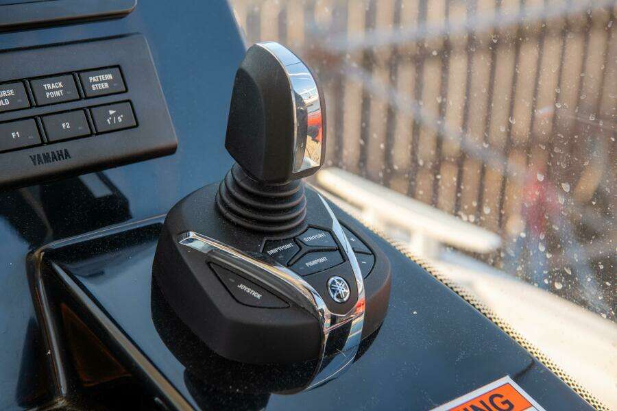 30ft Jeanneau Yacht For Sale