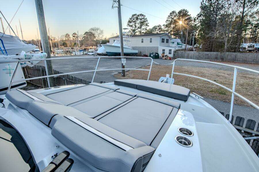 30ft Jeanneau Yacht For Sale