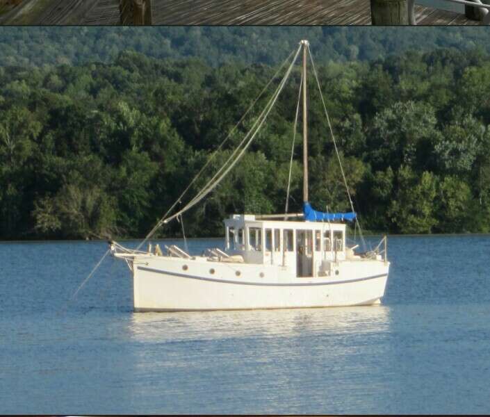 Briney Bug 34ft Custom Yacht For Sale