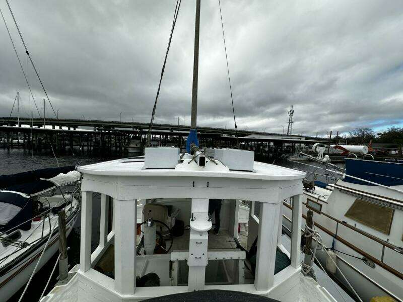 Briney Bug 34ft Custom Yacht For Sale