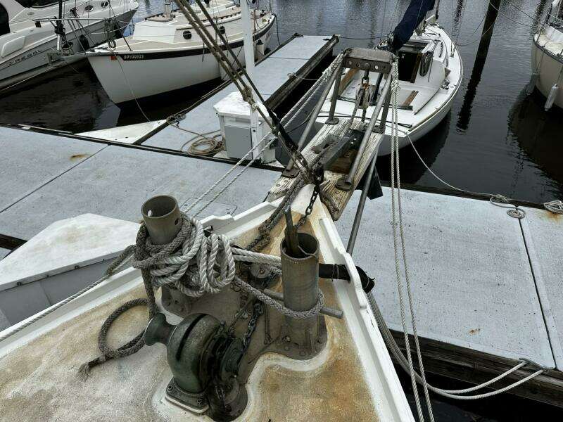 Briney Bug 34ft Custom Yacht For Sale