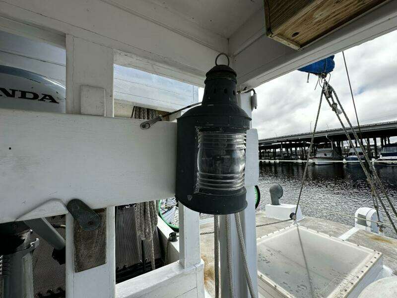 Briney Bug 34ft Custom Yacht For Sale