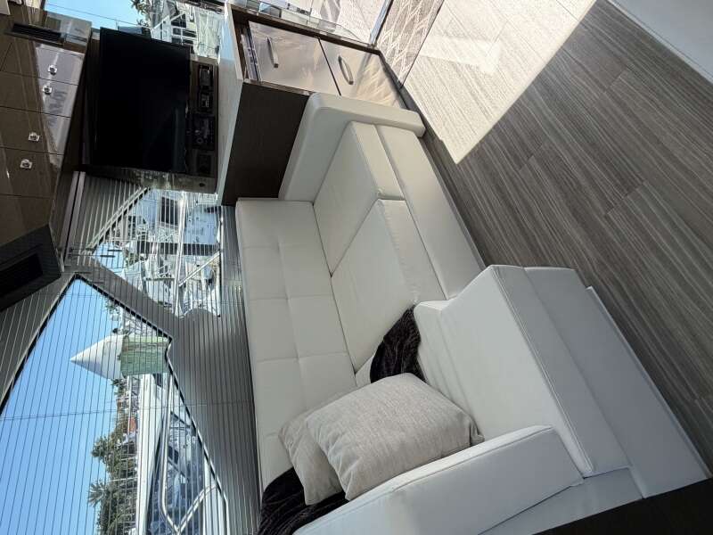 50ft Cruisers Yachts Yacht For Sale