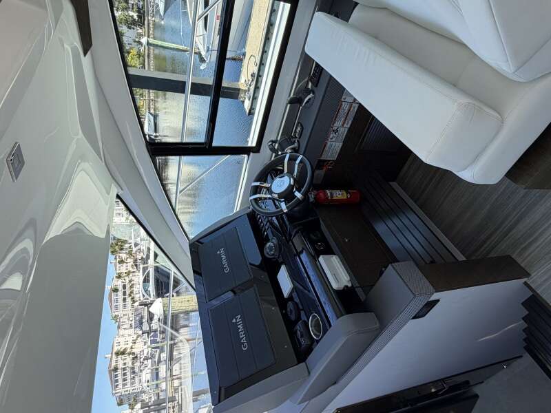 50ft Cruisers Yachts Yacht For Sale