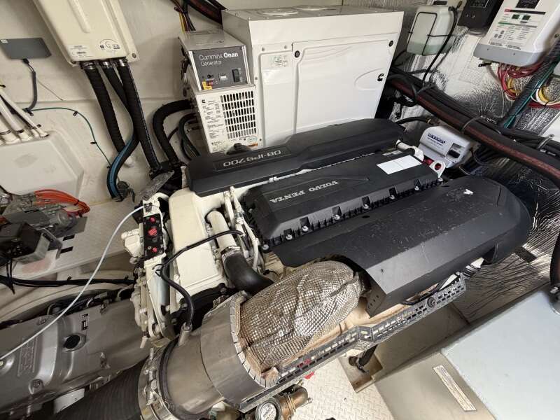 50ft Cruisers Yachts Yacht For Sale