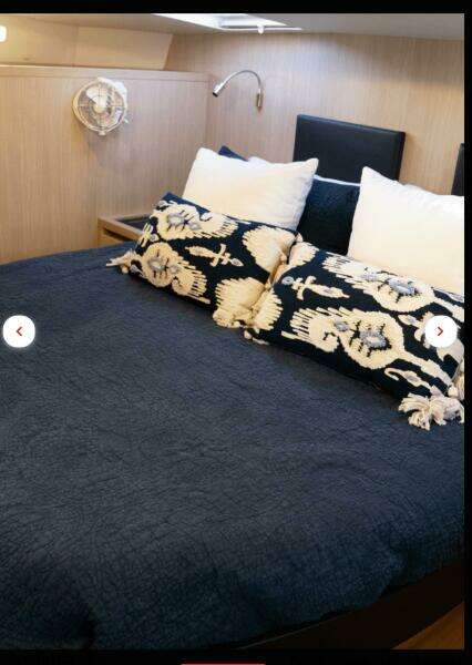 44ft Aquila Yacht For Sale