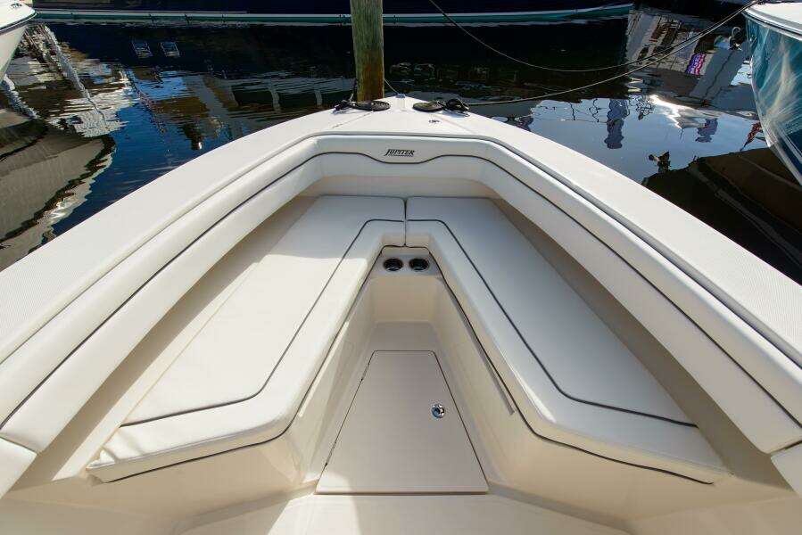26ft Jupiter Yacht For Sale