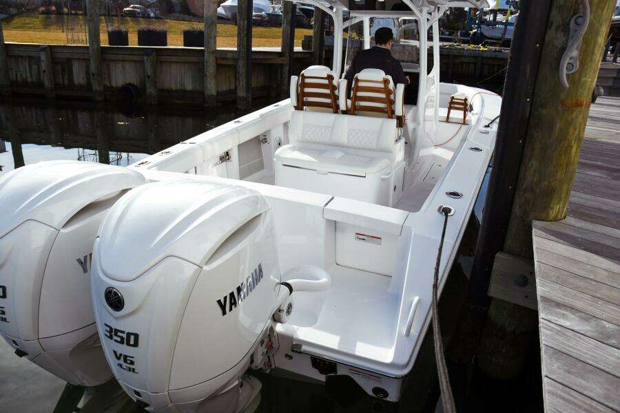 30ft Jupiter Yacht For Sale