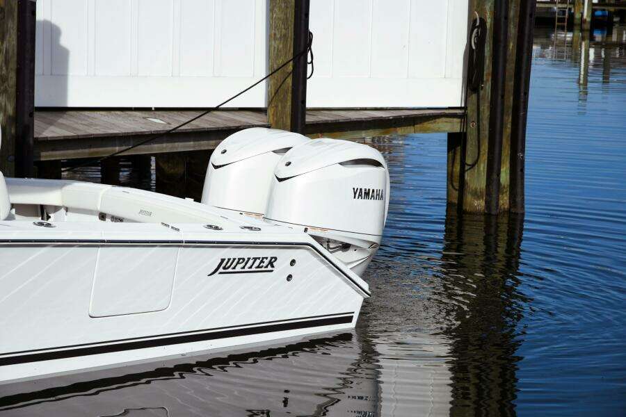 30ft Jupiter Yacht For Sale