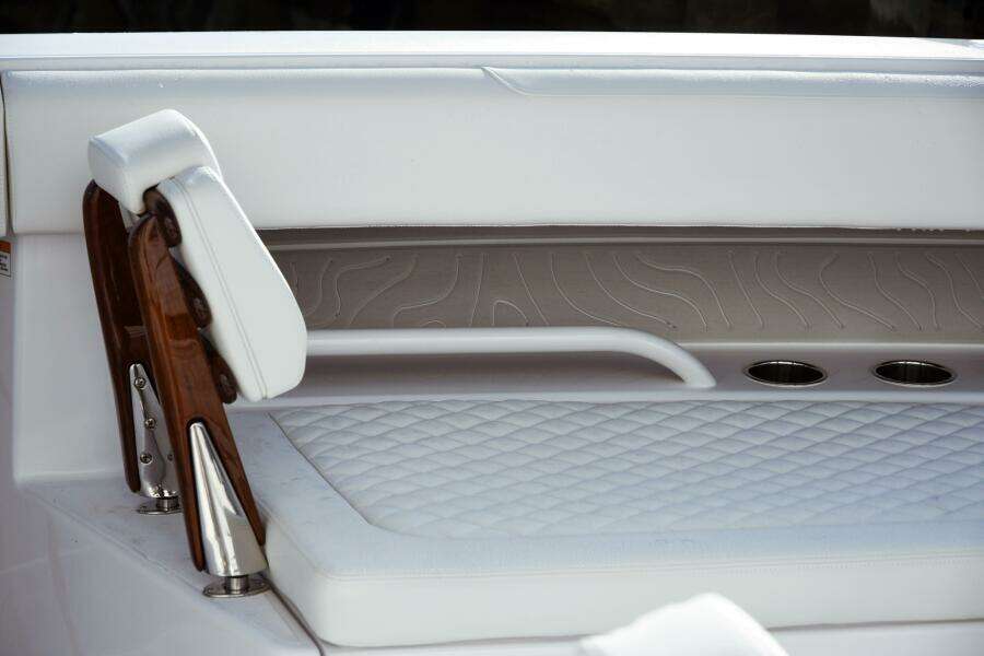 30ft Jupiter Yacht For Sale