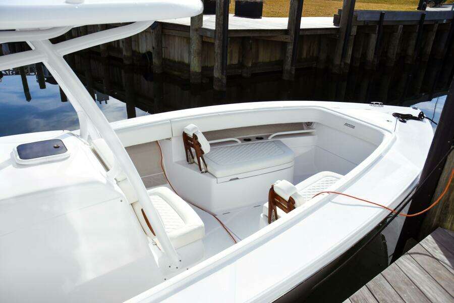 30ft Jupiter Yacht For Sale