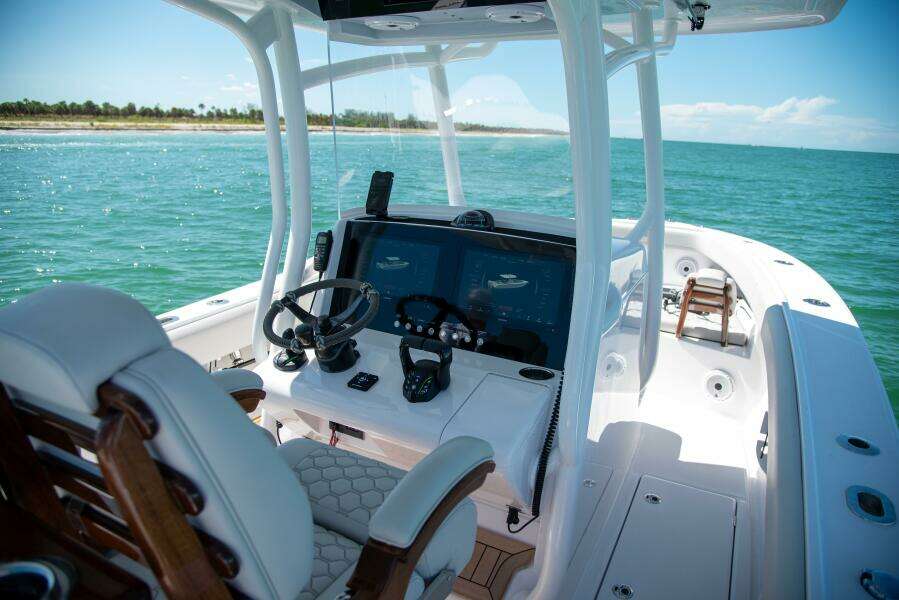 30ft Jupiter Yacht For Sale