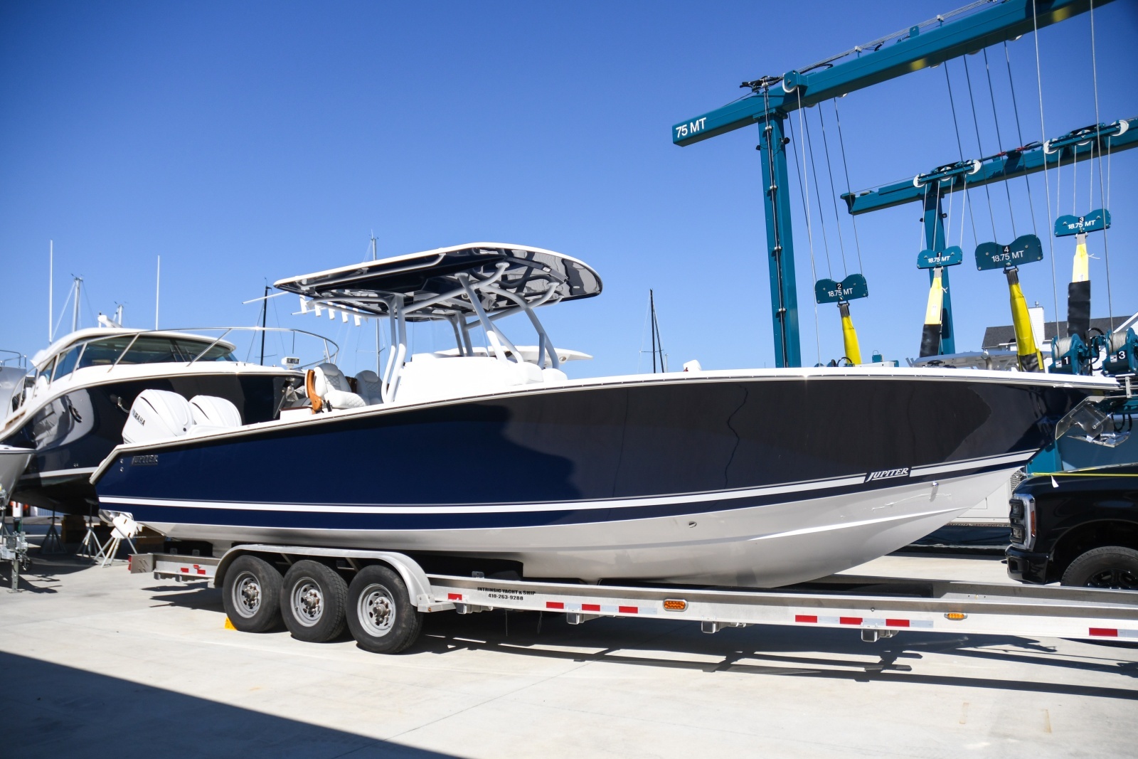 32ft Jupiter Yacht For Sale