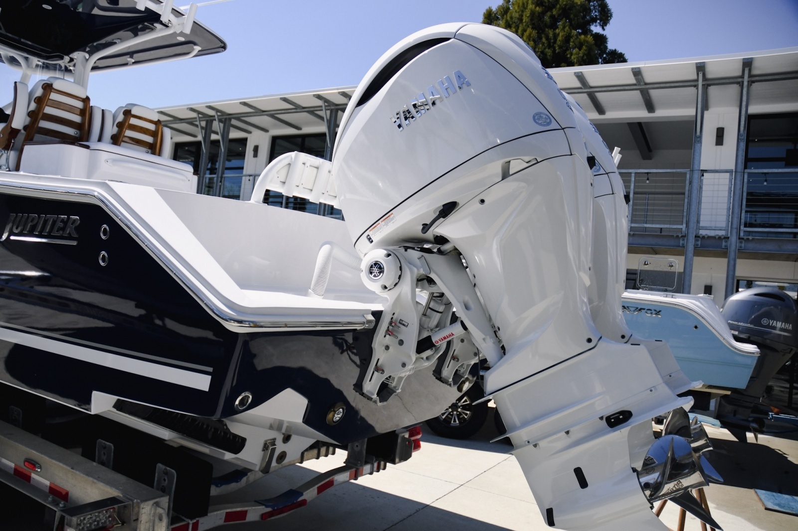32ft Jupiter Yacht For Sale