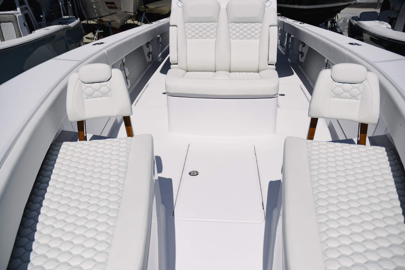 32ft Jupiter Yacht For Sale