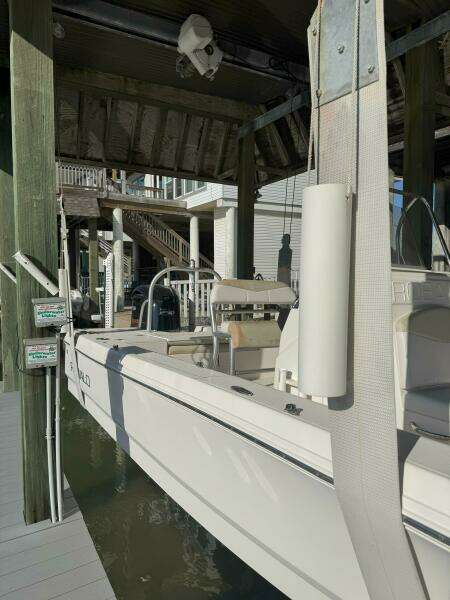 22ft Robalo Yacht For Sale