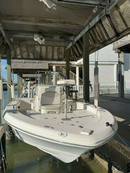 22ft Robalo Yacht For Sale