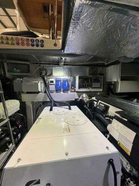 GRATITUDE 48ft Absolute Yacht For Sale