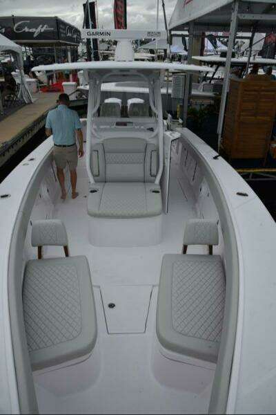 34ft Jupiter Yacht For Sale