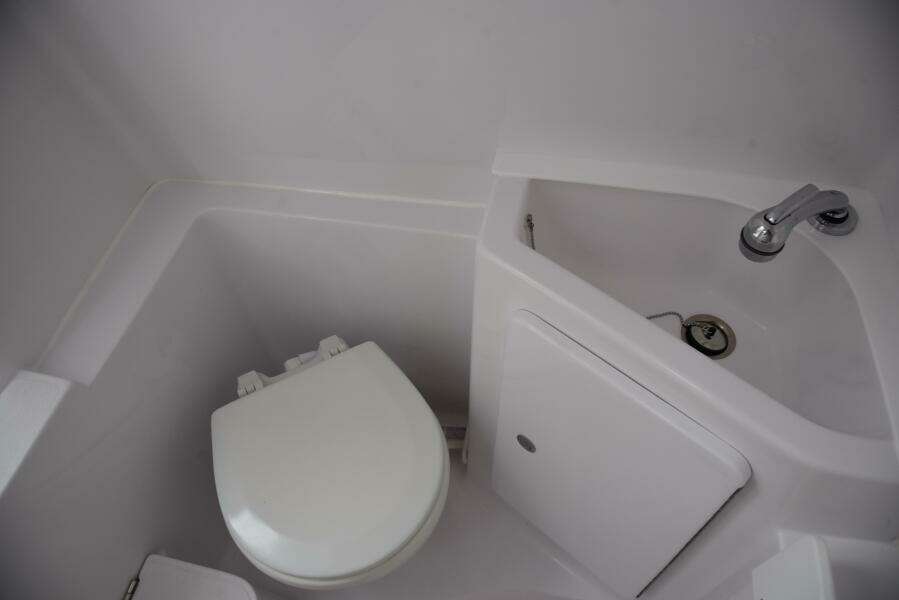 34ft Jupiter Yacht For Sale